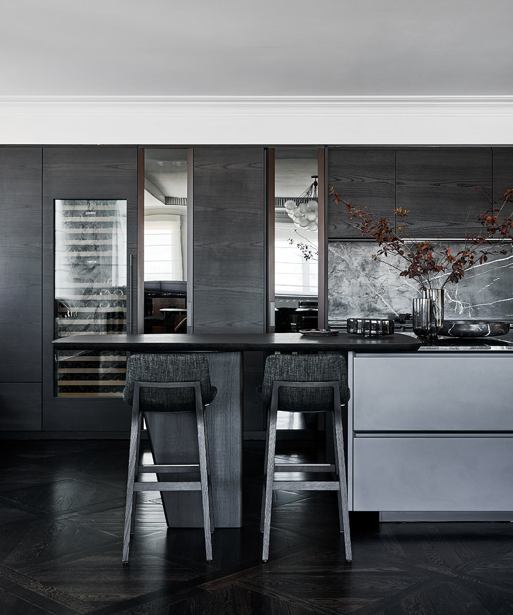 
            
                Journal: Point Piper Penthouse by Jillian Dinkel
            